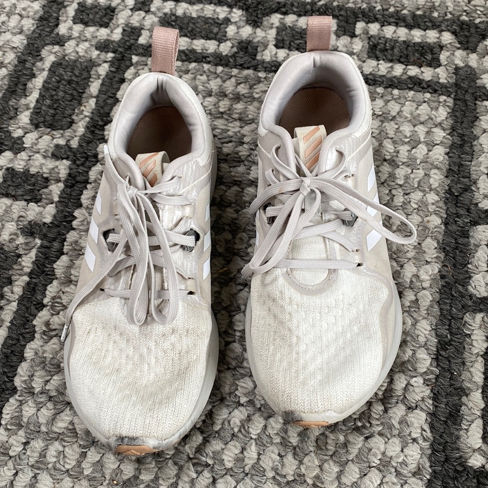 Adidas edge bounce
